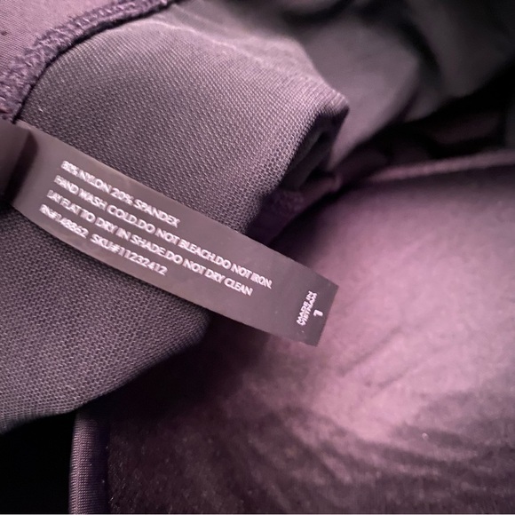 Torrid under wire peplum tankini swim suit size 1 - Picture 7 of 11